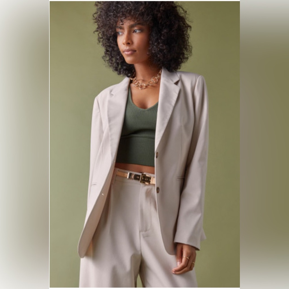 NWT Miami for Francesca’s beige blazer size small